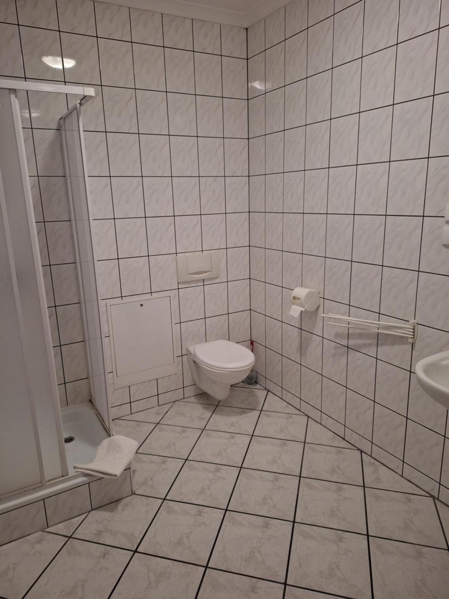 Hotel Malwa Ostrow Wielkopolski Bagian luar foto