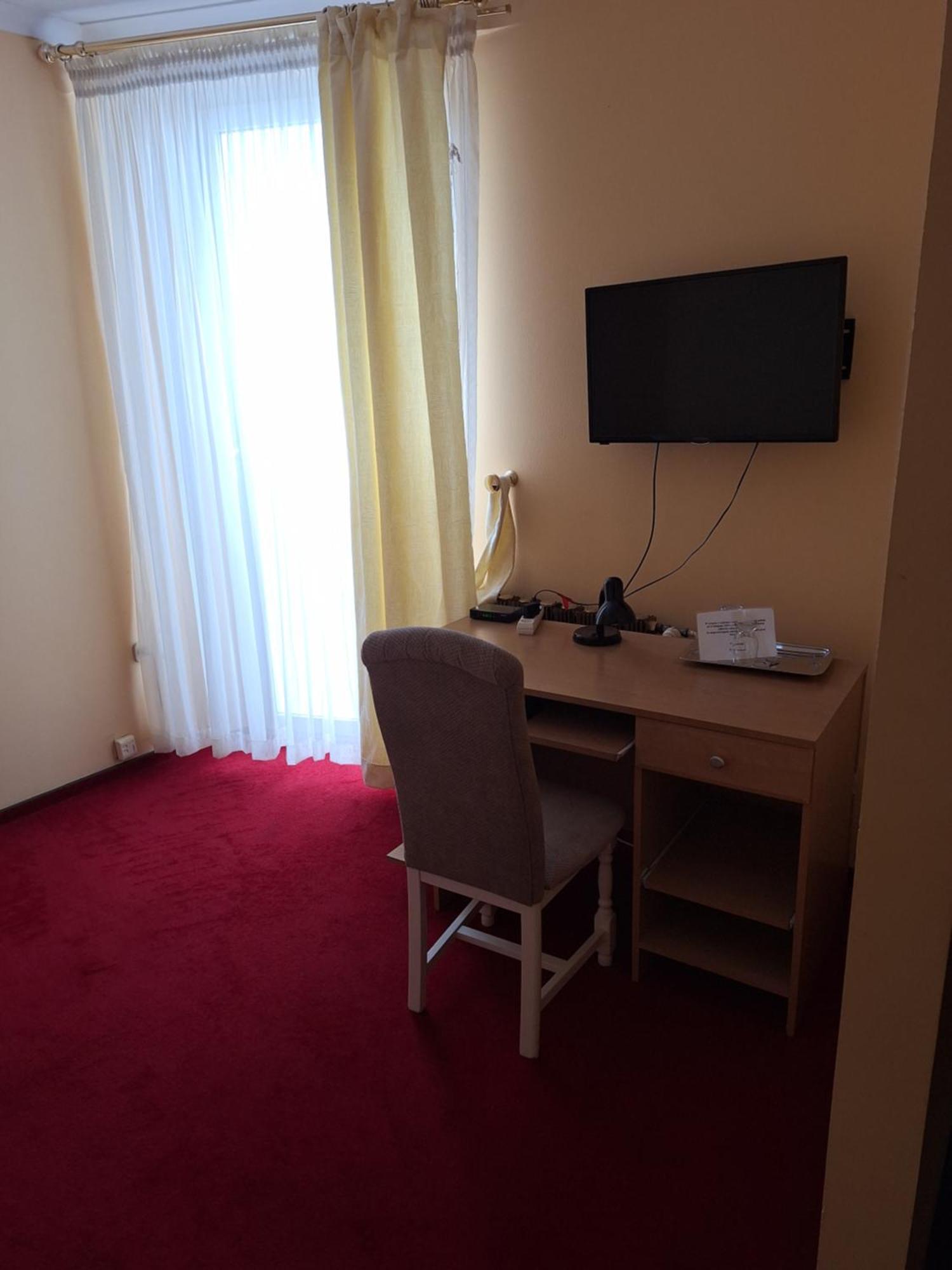 Hotel Malwa Ostrow Wielkopolski Bagian luar foto