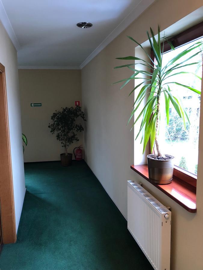 Hotel Malwa Ostrow Wielkopolski Bagian luar foto